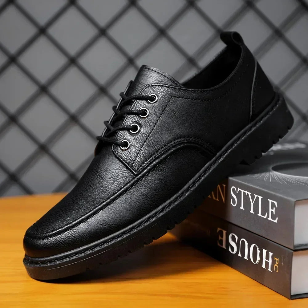 Freizeitschuhe für Herren im britischen Stil